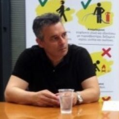 Δημήτρης Κατσαρός