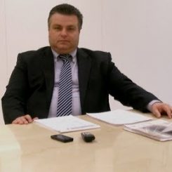 Νίκος Καραπάνος