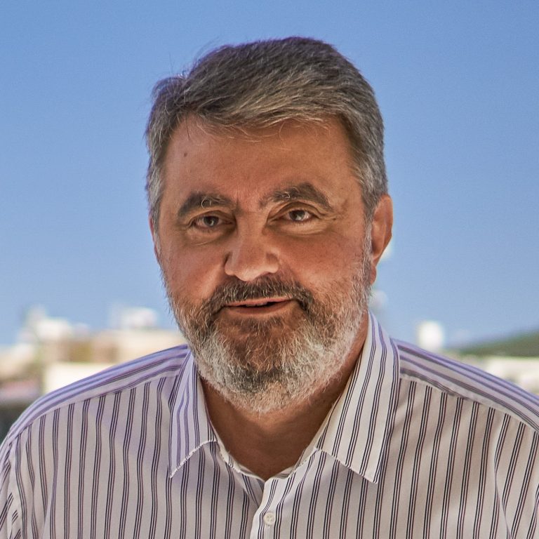 Γιώργος Καραντώνης